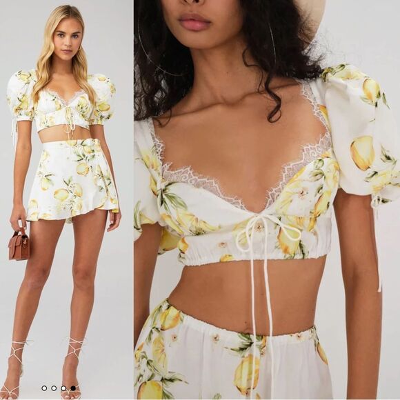 For Love And Lemons Tops - For Love and Lemons Alana Crop Top in Lemon Print XS
